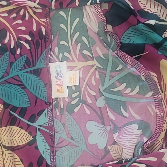 LulaRoe azure skirt. Multi-wear poncho, sleevless top, floral - Picture 4 of 4